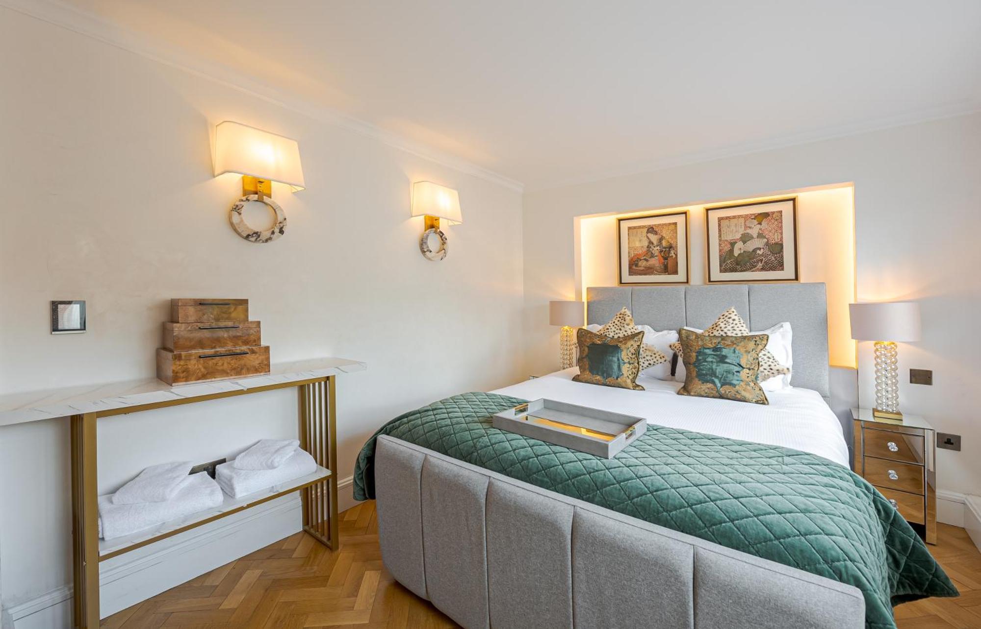 Modern Knightsbridge Apartment With Balcony Overlooking Harrods Prime Location London Luaran gambar