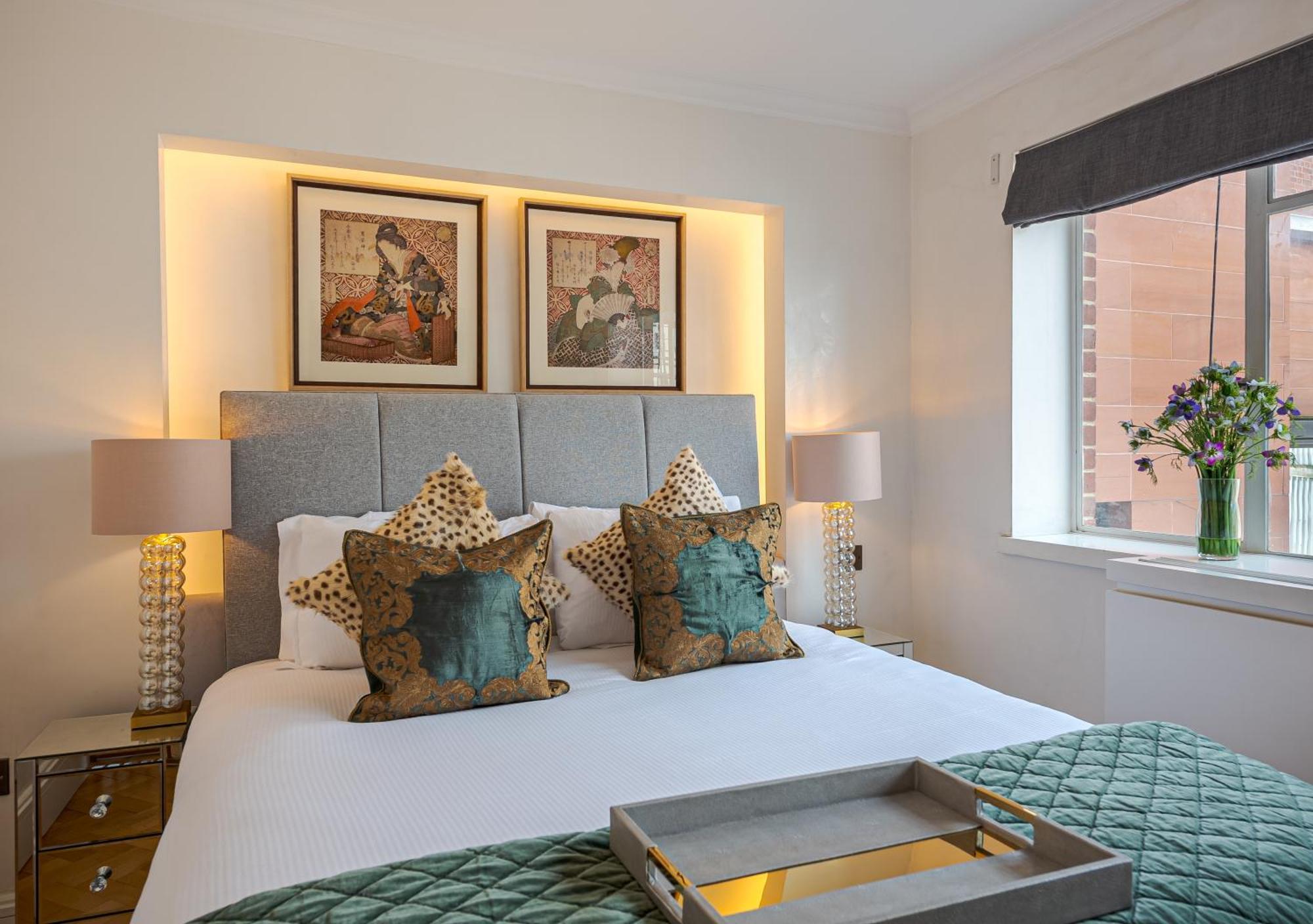 Modern Knightsbridge Apartment With Balcony Overlooking Harrods Prime Location London Luaran gambar