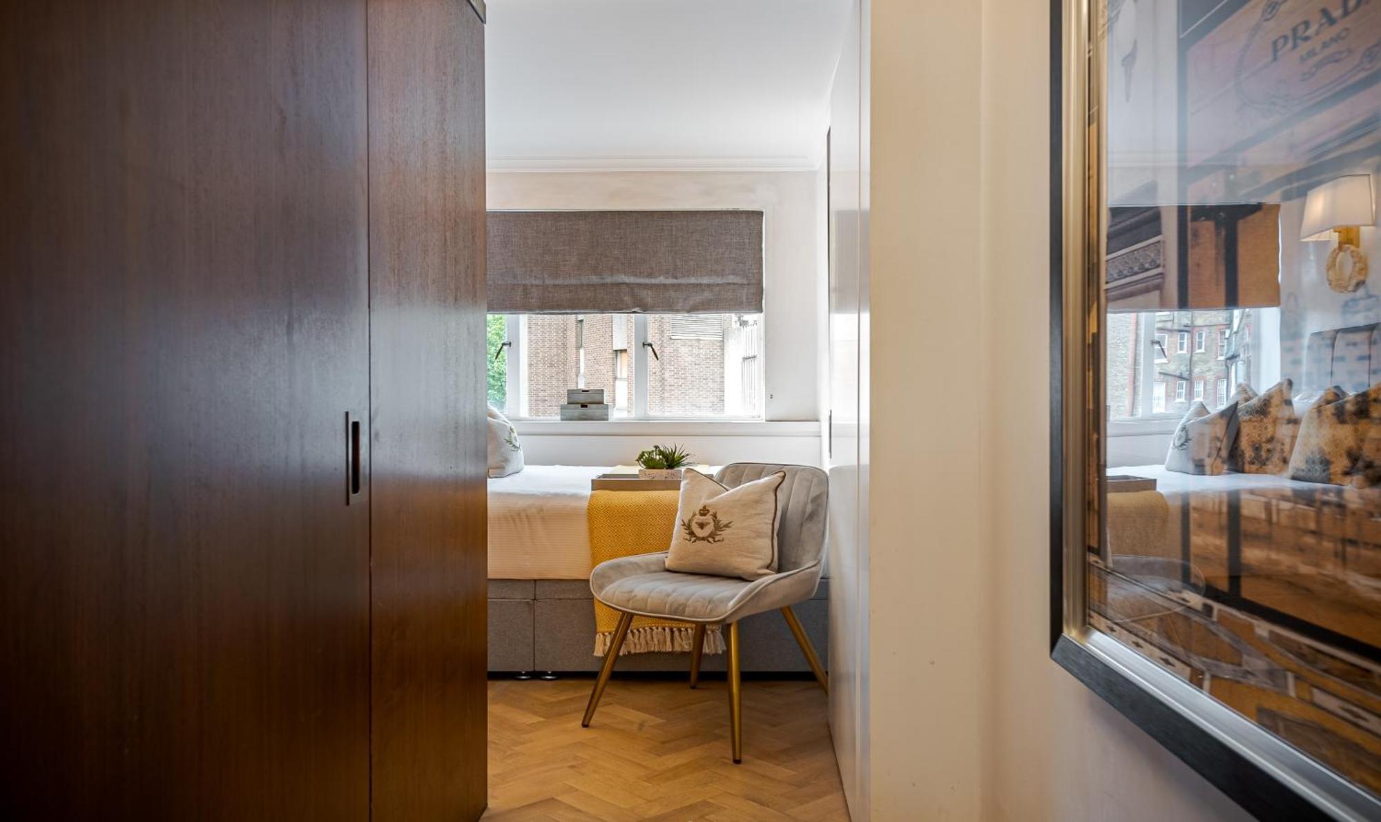 Modern Knightsbridge Apartment With Balcony Overlooking Harrods Prime Location London Luaran gambar
