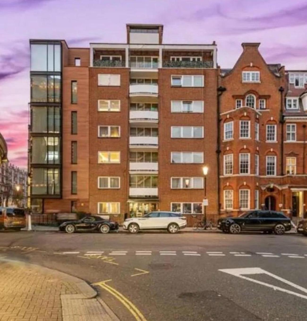 Modern Knightsbridge Apartment With Balcony Overlooking Harrods Prime Location London Luaran gambar